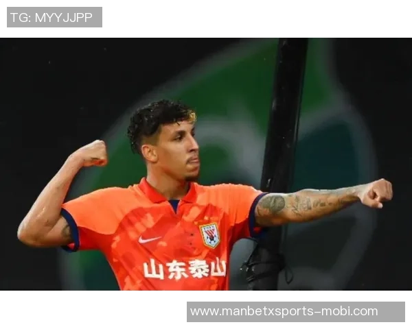 克雷桑分享进球庆祝照坚持不懈是成功的必经之路